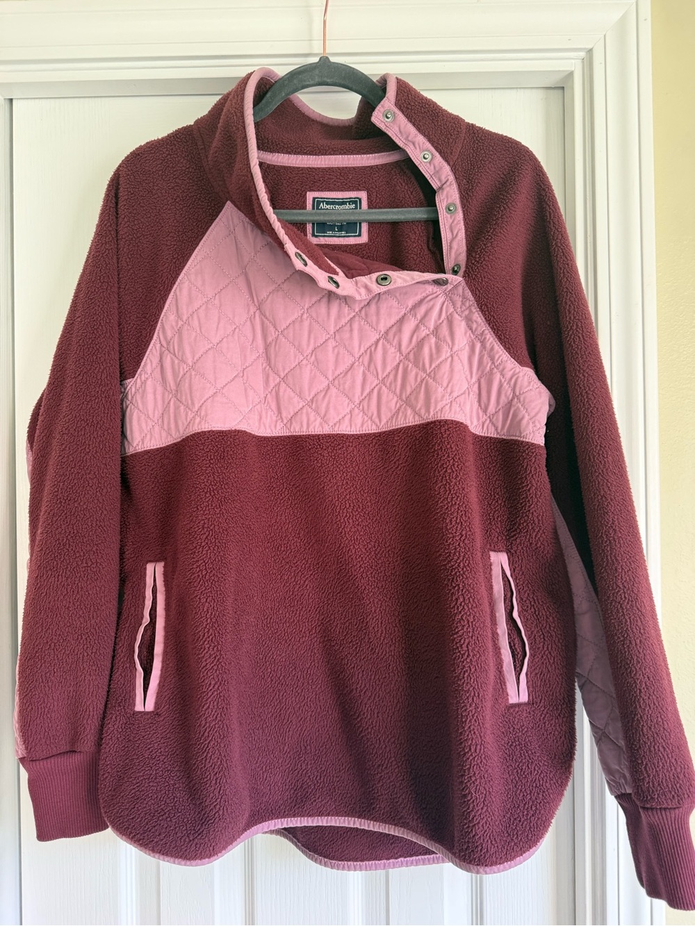 Abercrombie & Fitch Quilted Yoke Fleece Pullover - Pink & Burgundy